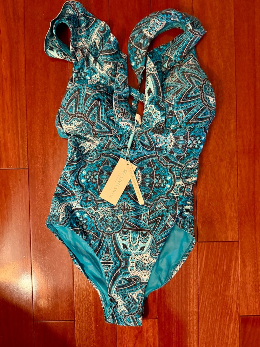 NWT Sea Level Swim One Piece Swimsuit Size 4 US